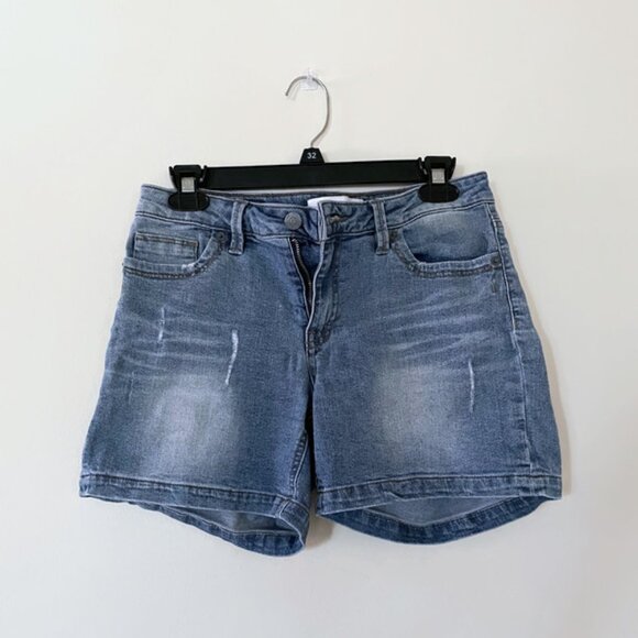 Jean short with zipper - Picture 1 of 9